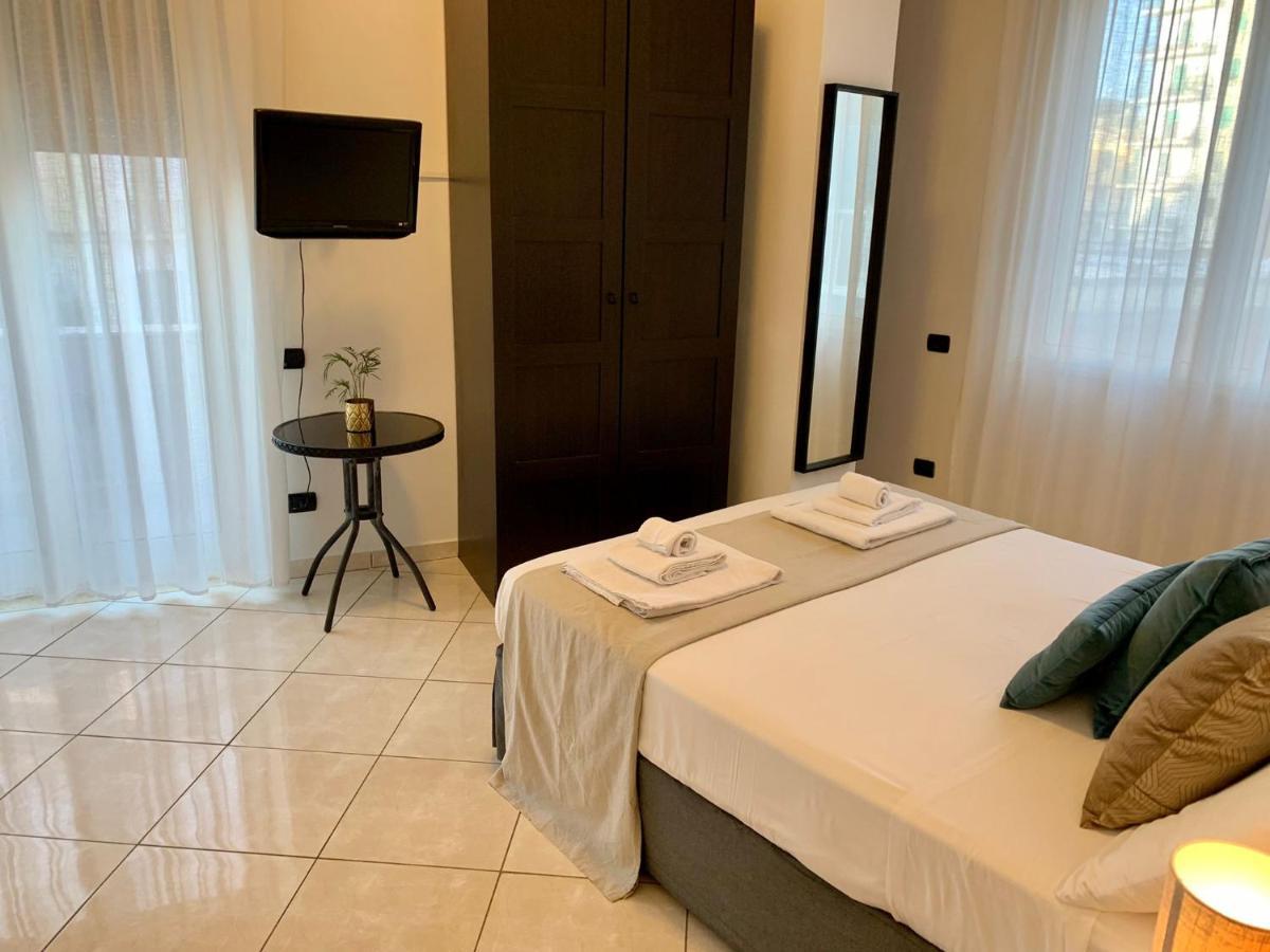 Tuanis Hotel Napoli Eksteriør billede