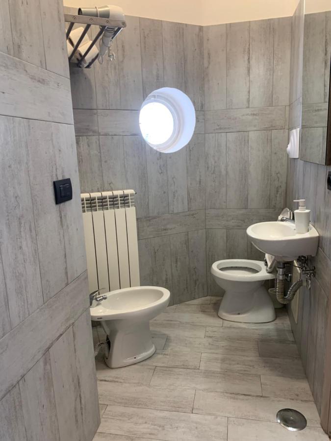 Tuanis Hotel Napoli Eksteriør billede